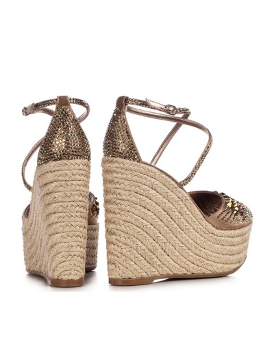 Brązowe skórzane sandały na platformie