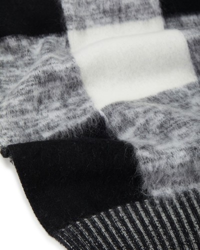 Czarno biały szalik