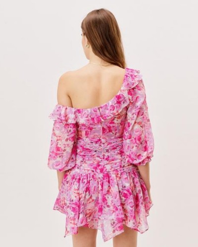 Różowa sukienka mini w print