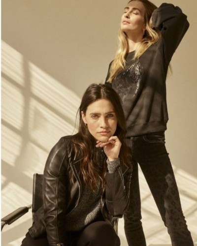 Czarna bluza