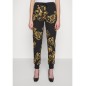 Czarne spodnie dresowe w print Czarne spodnie dresowe w print
