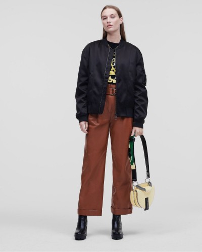 bomberka-ikonik-karlimal-220w1480-999-karl-lagerfeld