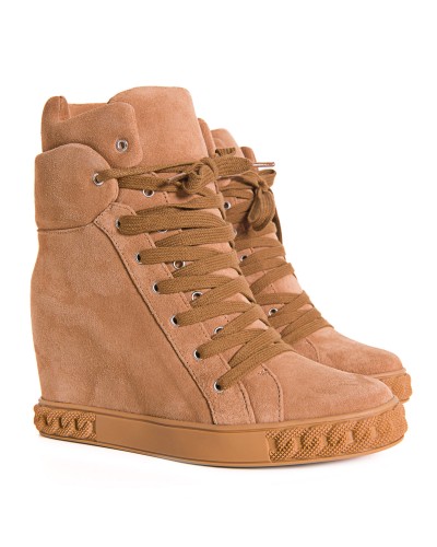 Sneakersy na koturnie
