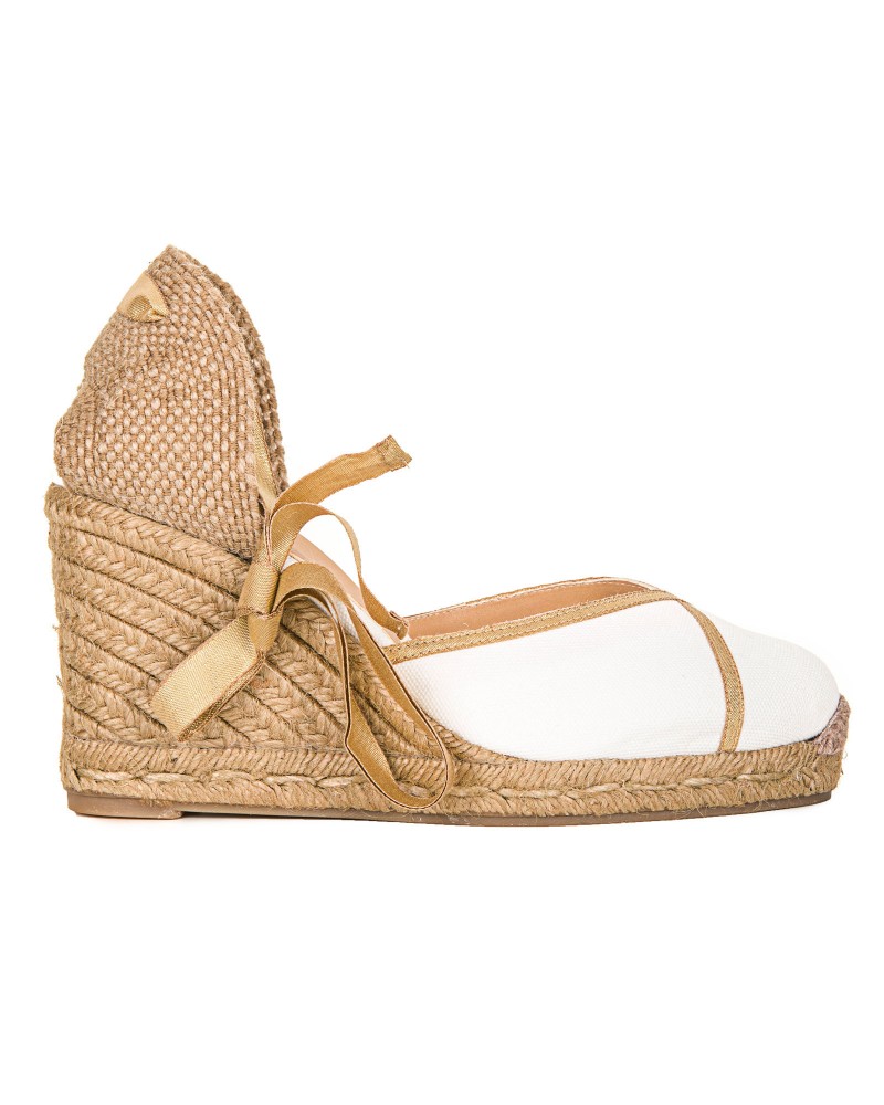 Espadryle na koturnie białe