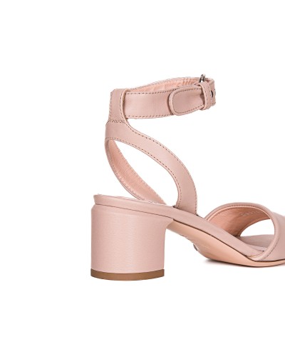 sandaly-na-obcasie-agl-d657028pe-0551