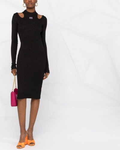 dzianinowa-sukienka-midi-versace-jeans-couture-73hao976j0033899