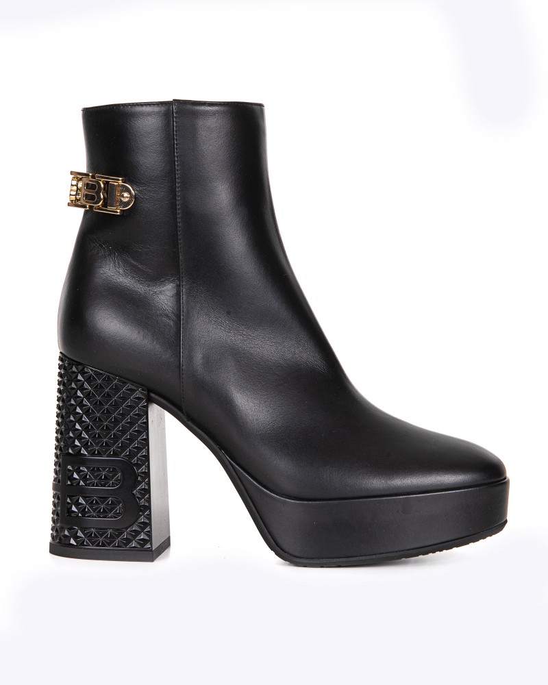 Botki czarne na obcasie