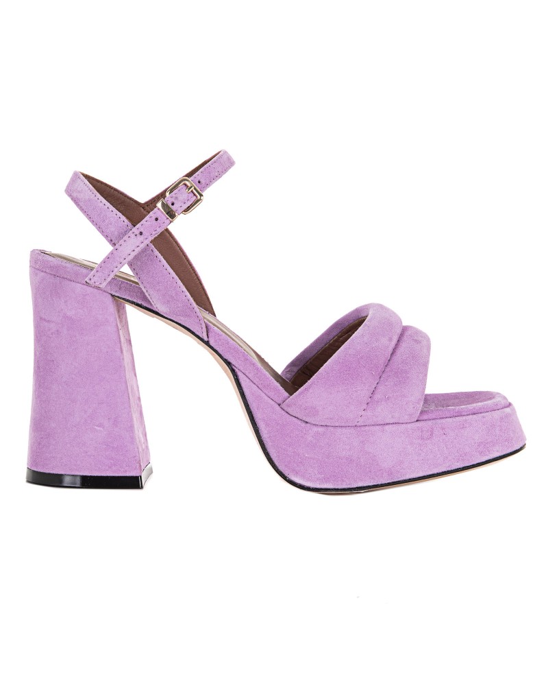 Sandały zamszowe na obcasie