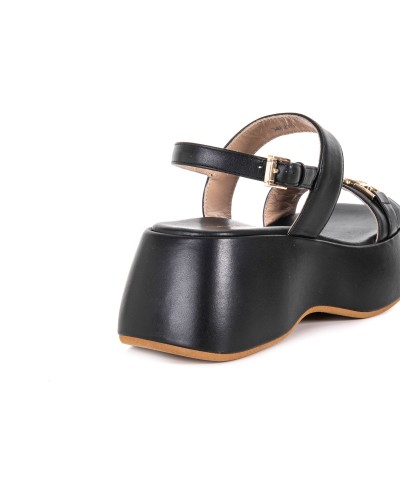 sandaly-na-platformie-baldinini-d4e270p1vite0000