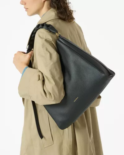 Czarna torebka do ręki